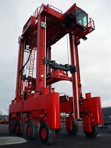 Container Carrier Crane Hook