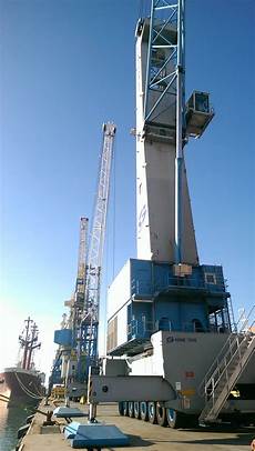 Mobile Harbour Cranes