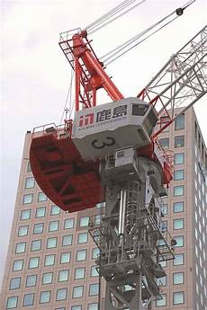 Tail Tower Cranes