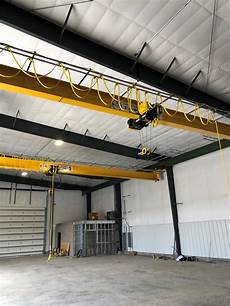Hoist Bridge Marble Crane