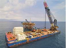 Towing Cranes