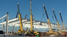 Towing Cranes
